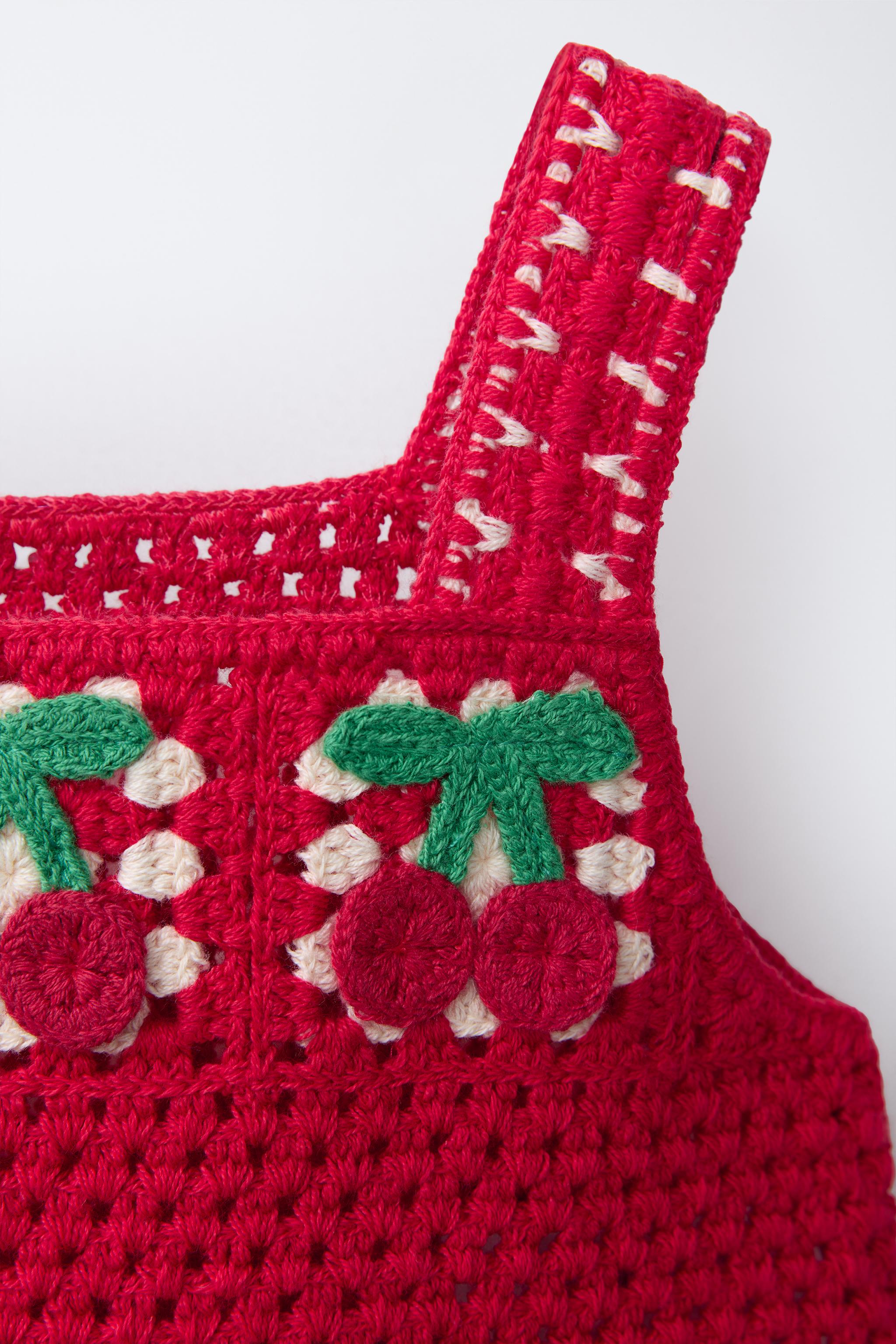 CHERRY CROCHET KNIT TOP